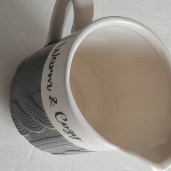 Kringle's Kitchen Creamer - Picture 4 of 4